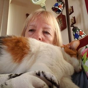 Meet your Posher, Cathy